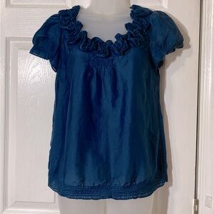 Women’s small short sleeve blouse
